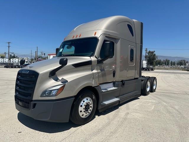 2022 Freightliner Cascadia